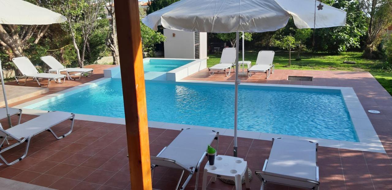 Maria Lemoni Swimming Pool Apartment Néa Szkióni Kültér fotó