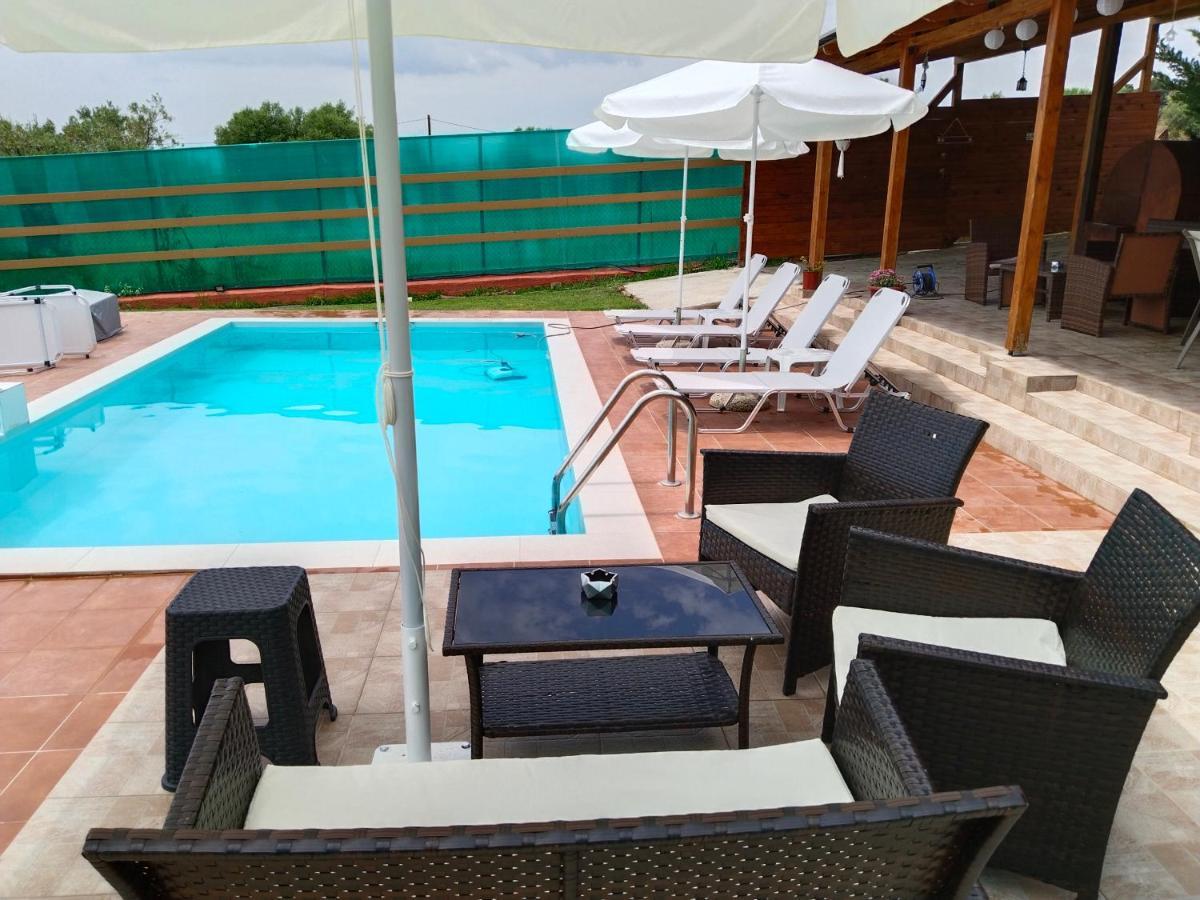 Maria Lemoni Swimming Pool Apartment Néa Szkióni Kültér fotó